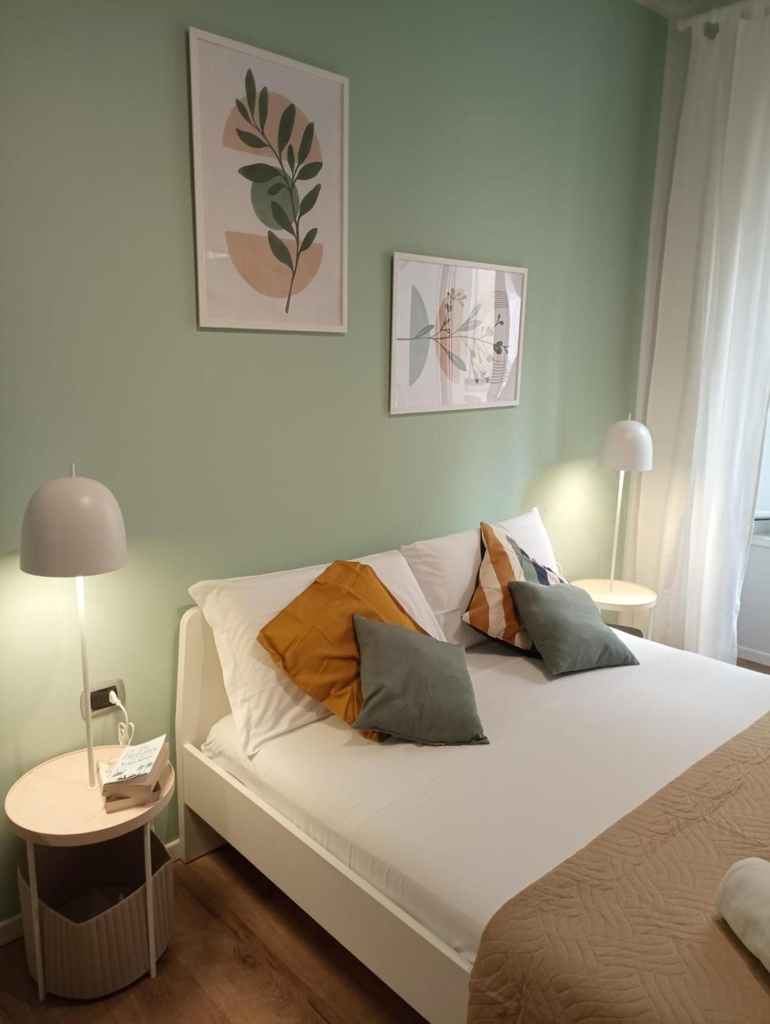 111 Coladirienzo Rooms - By Ad Roma Zewnętrze zdjęcie