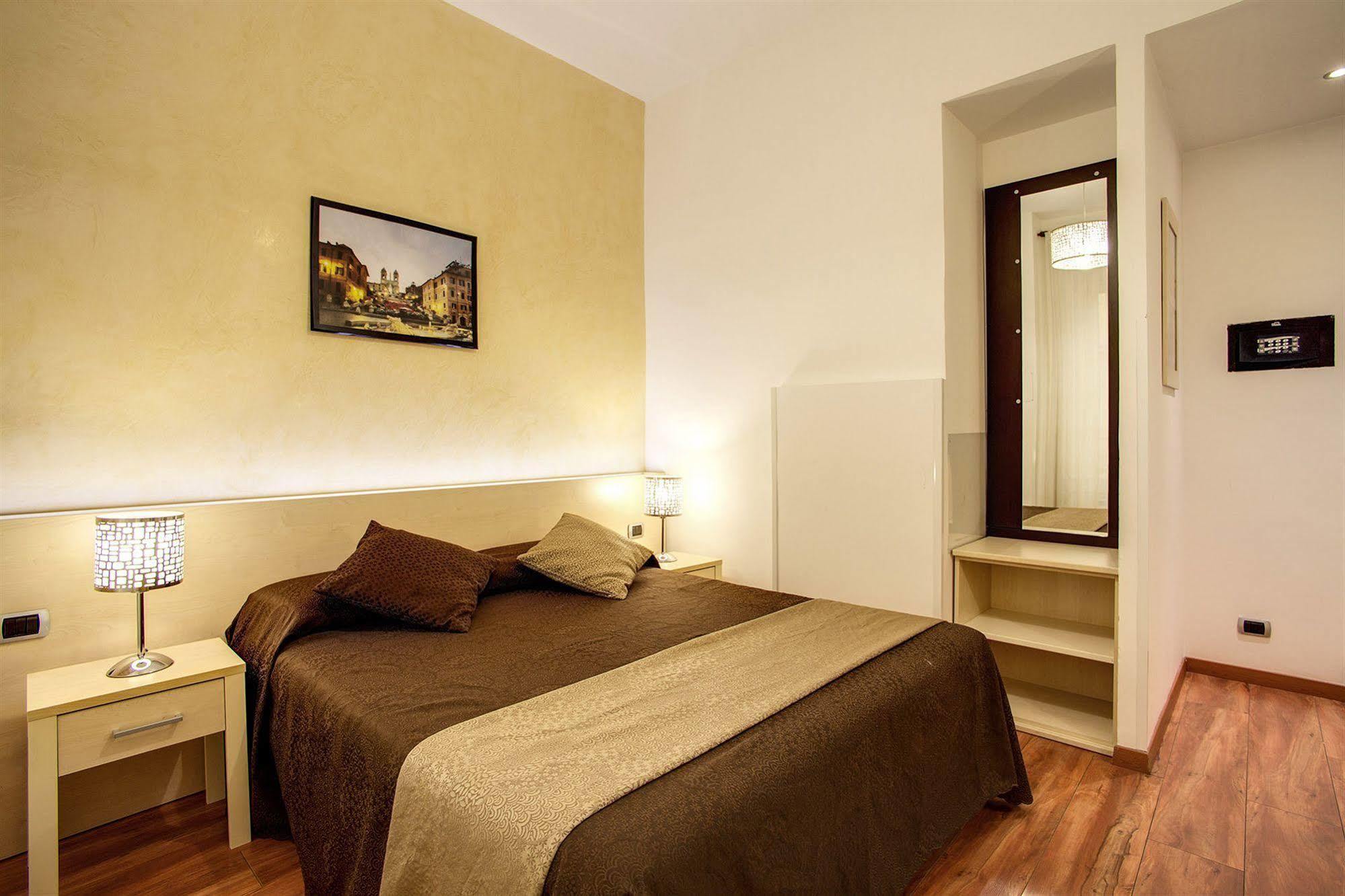 111 Coladirienzo Rooms - By Ad Roma Zewnętrze zdjęcie