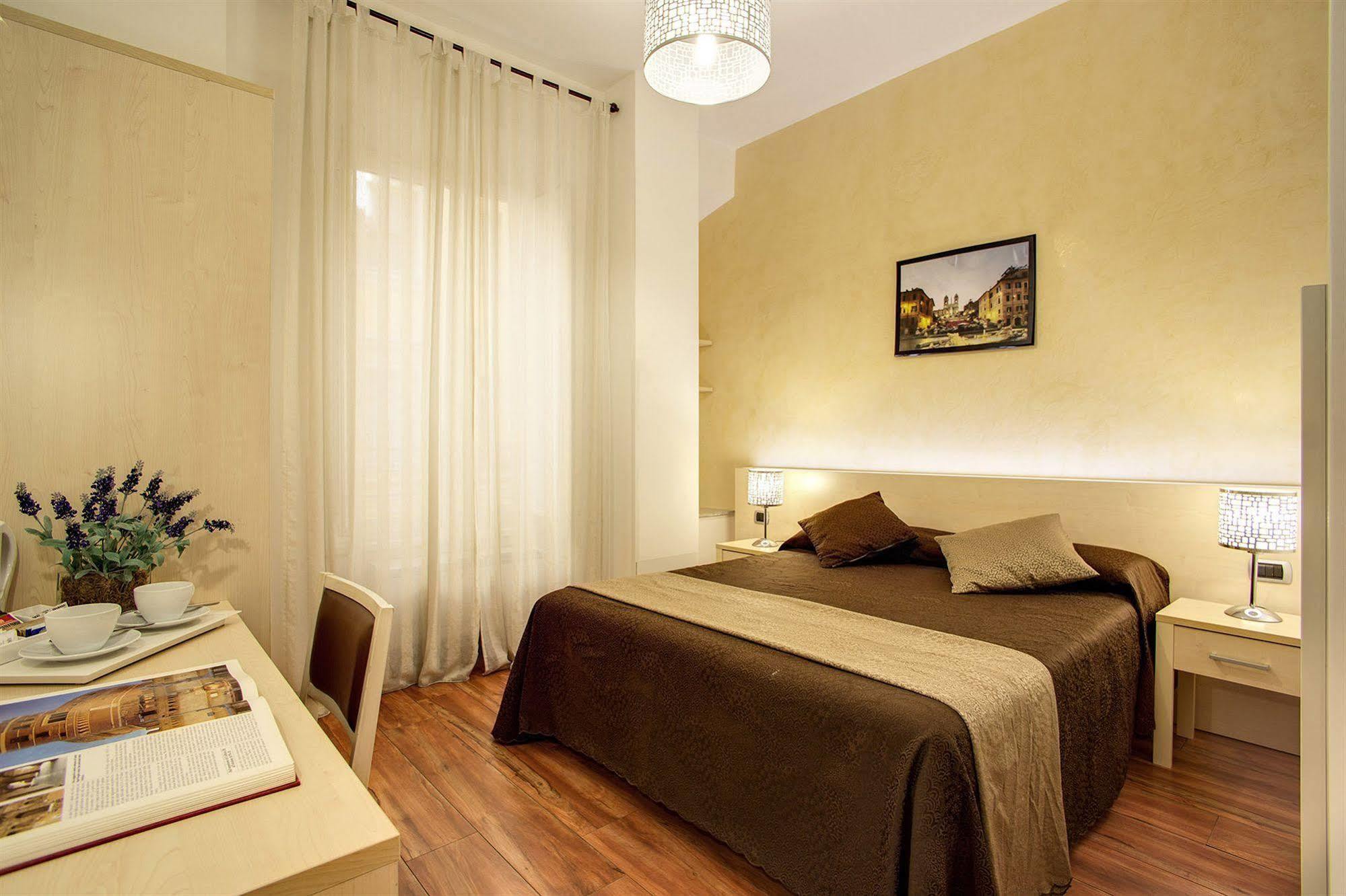 111 Coladirienzo Rooms - By Ad Roma Zewnętrze zdjęcie