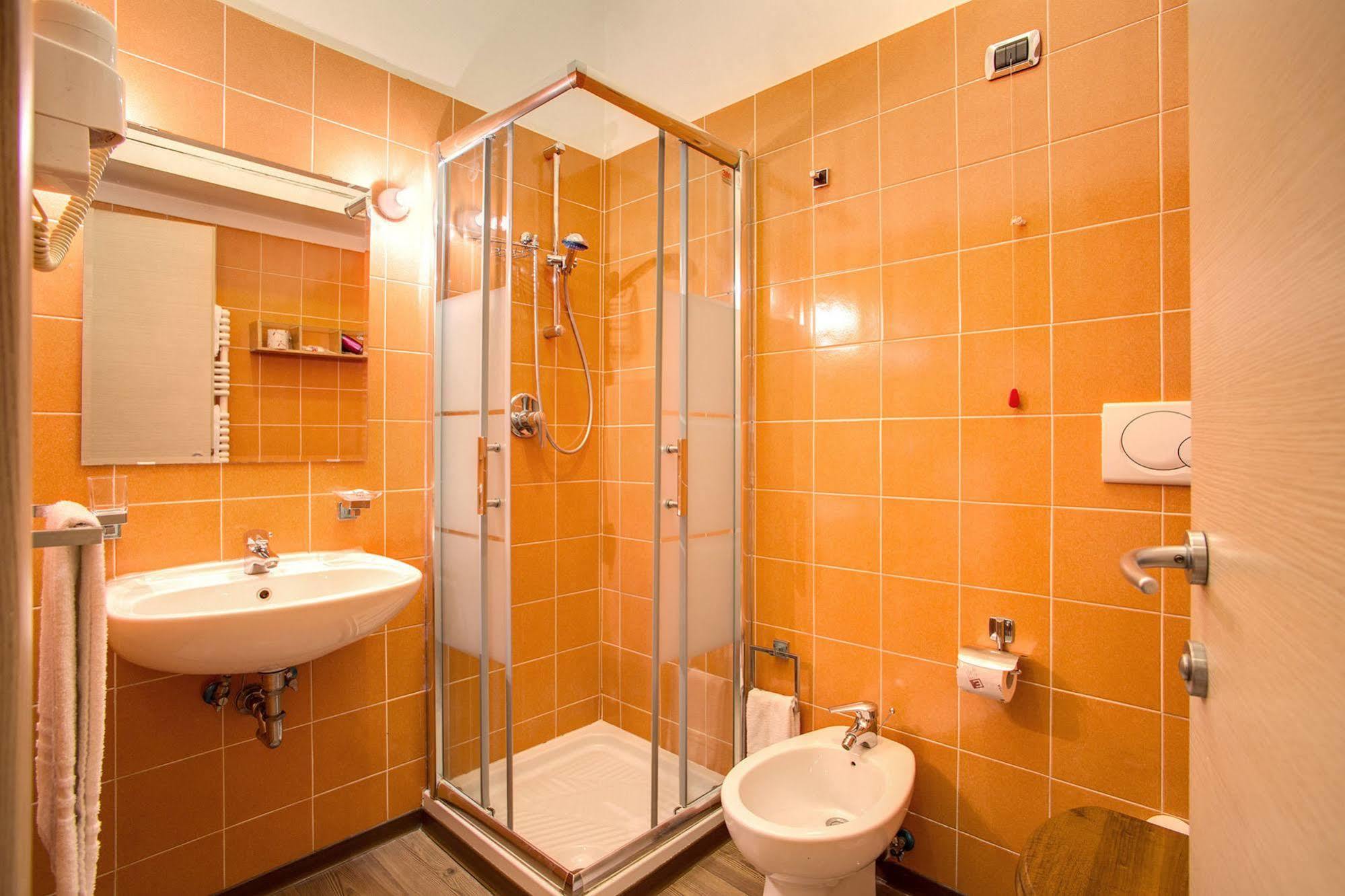 111 Coladirienzo Rooms - By Ad Roma Zewnętrze zdjęcie